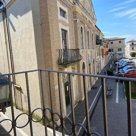 Affittacamere Le Grotte - Soggiorni Le Grotte Affittacamere 3*