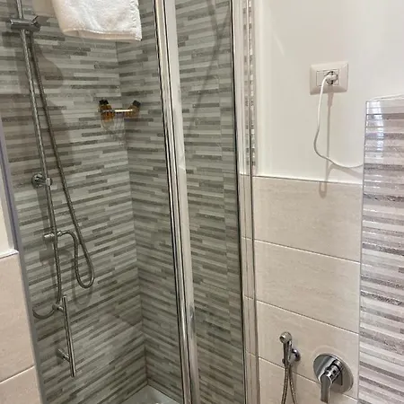 Affittacamere Le Grotte - Soggiorni Le Grotte Affittacamere 3*