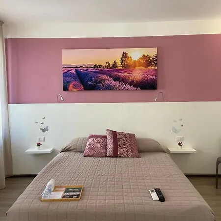Guest house Le Grotte - Le Grotte & *